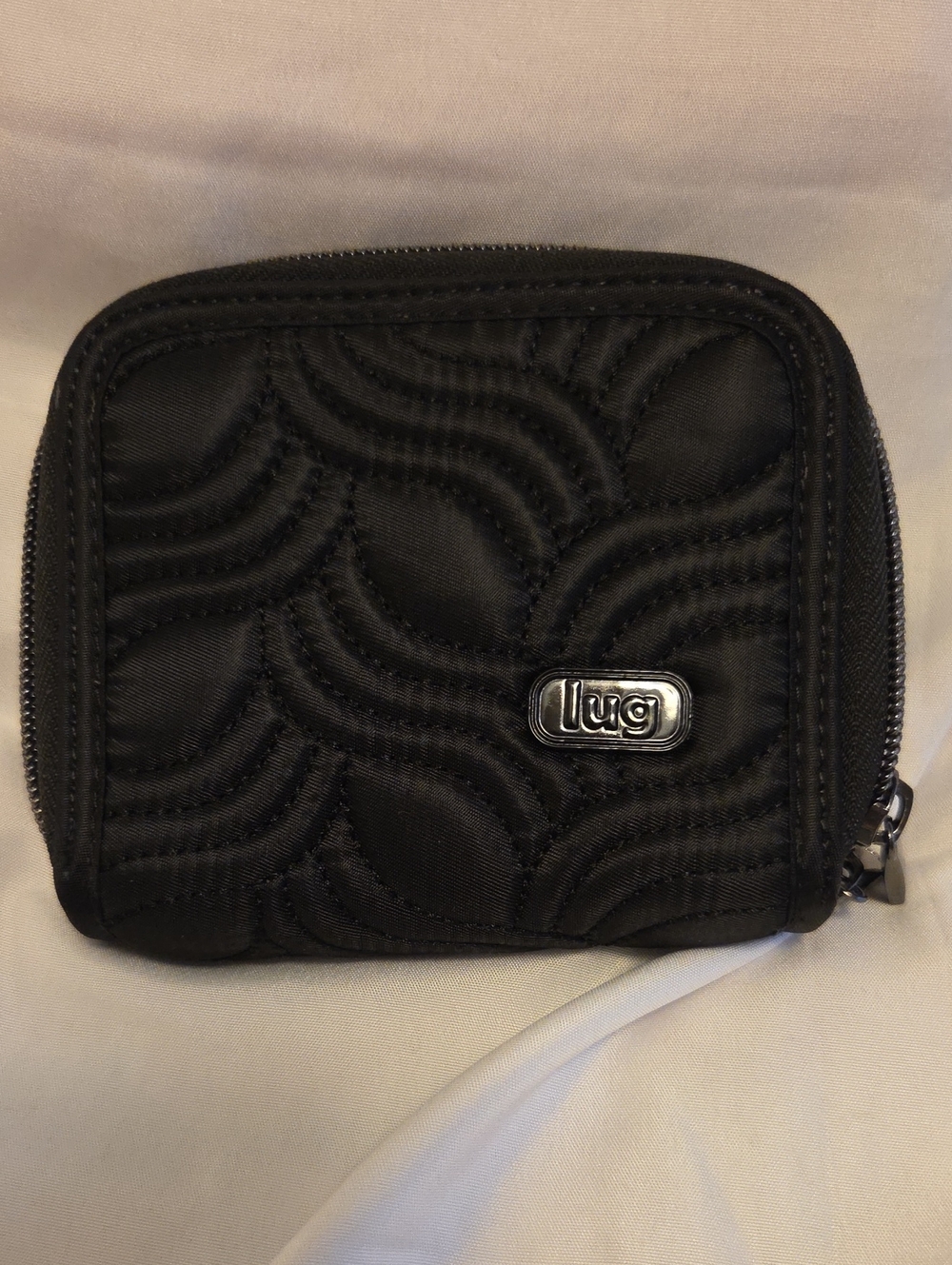 Lug Quilted Wave Pattern Black Splits